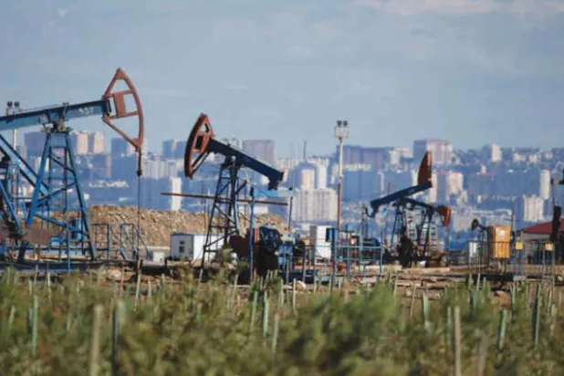 شح المعروض يدعم ارتفاع أسعار النفط