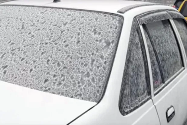 بالفيديو... عاصفة ملحية تجتاح عشق آباد