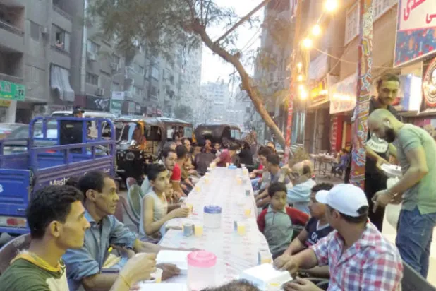 موائد الرحمن تنكمش بعد ارتفاع الأسعار في مصر