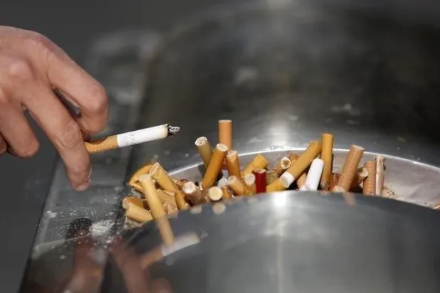 للبدانة الوراثية علاقة مباشرة بإدمان التدخين... وهذه تفاصيلها