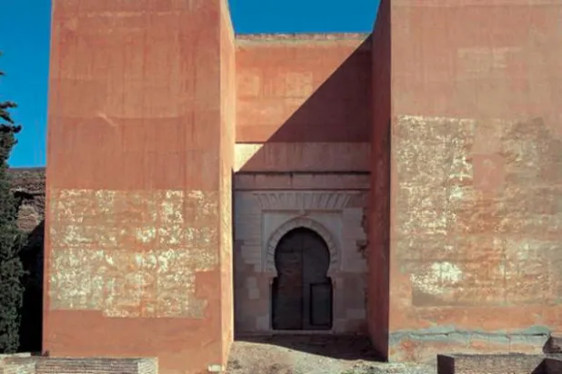 برج «الطباق السبع» في قصر الحمراء يفتح أبوابه للزائرين