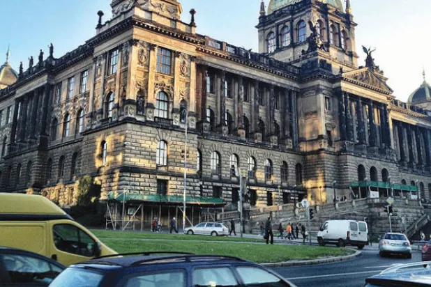 الإسكندرية وبراغ وأوسلو تتنافس على استضافة المؤتمر الدولي للمتاحف