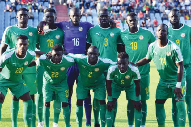 منتخب السنغال يتطلع لتحقيق إنجاز يوازي ما حققه في مونديال 2002 (أ.ب)