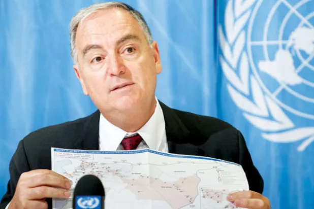 منسق الشؤون الإنسانية بالأمم المتحدة في سوريا خلال مؤتمر صحافي بجنيف أمس (أ.ب)