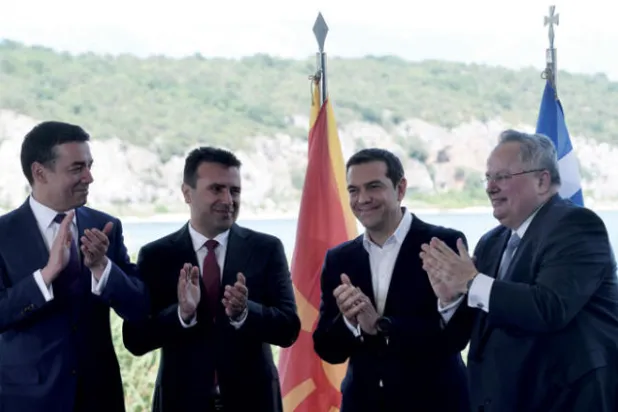 أثينا وسكوبيي تنهيان 27 عاماً من النزاع حول اسم مقدونيا