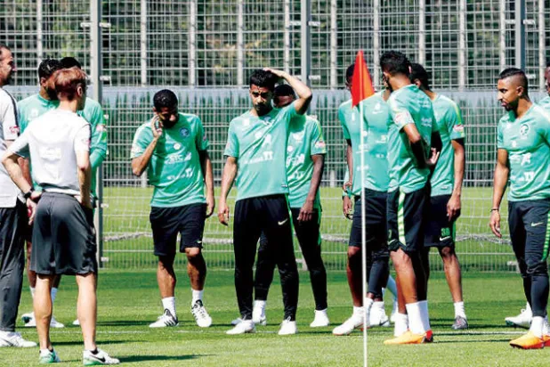 بيتزي يزج بالمولد أساسياً... ويعزز الوسط بالخيبري