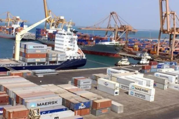 ترقُّب لبدء معركة ميناء الحديدة... وتحضيرات لتحريك جبهات الجوف