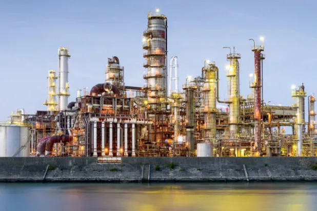 بعد الضغط الأميركي... مصافٍ آسيوية تبدأ البحث عن بدائل لنفط إيران