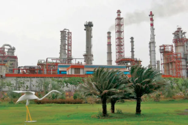 الهند توجه مصافيها للبحث عن بدائل لنفط إيران