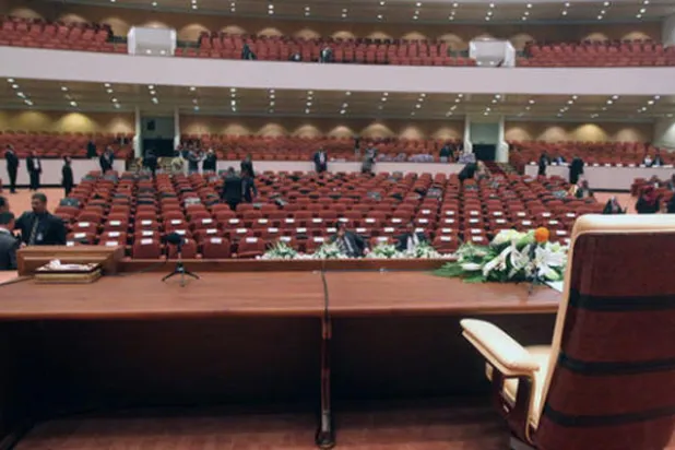 العراق بلا برلمان وفي قبضة الحكومة