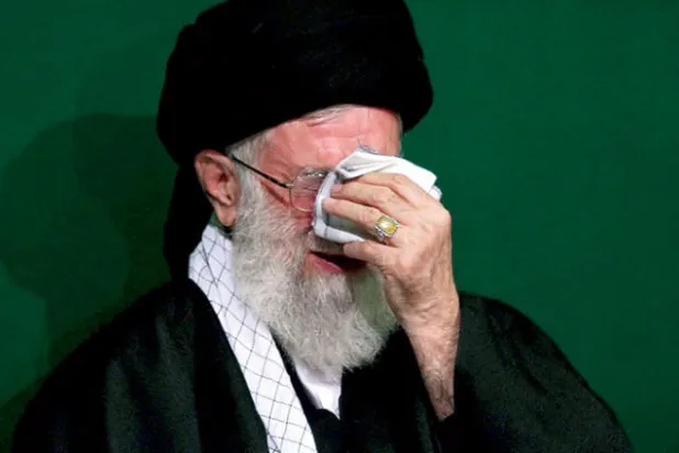 قصيدة خامنئي الجديدة... بين «النبيذ الخالص والسم القاتل»