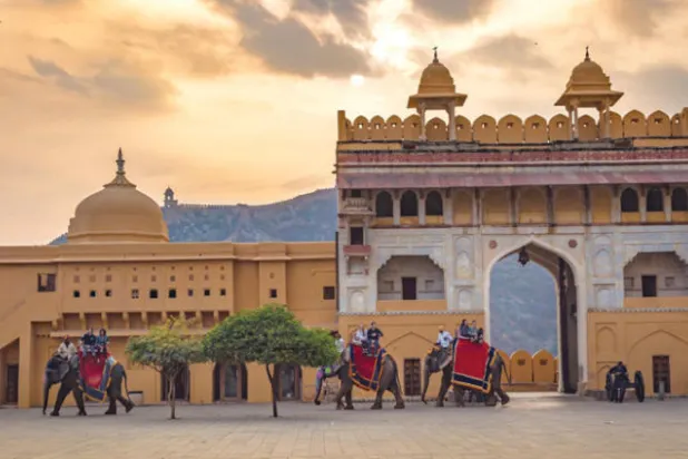 جايبور... المدينة الوردية تستقطب عُشاق التاريخ