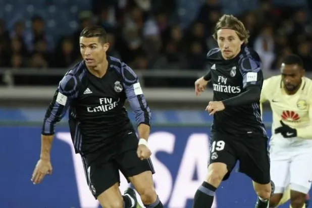 مودريتش يتمنى التوفيق لرونالدو لكن ليس أمام ريال مدريد