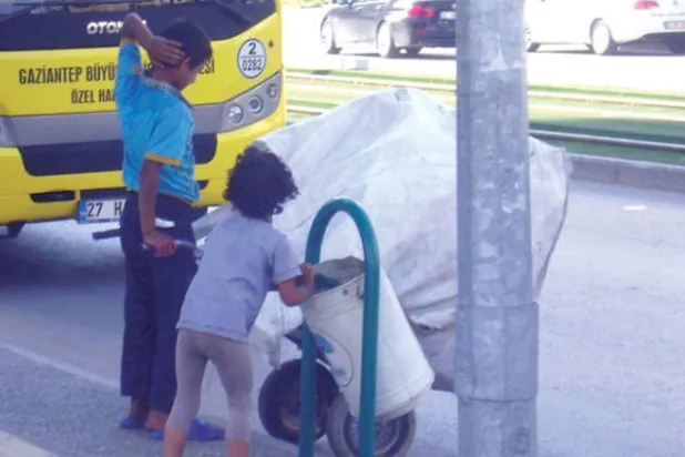 عمالة أطفال اللاجئين السوريين... واقع مرير ومستقبل مجهول