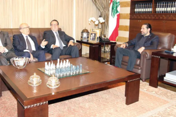 زوار الحريري ينقلون عنه تفاؤله بقرب ولادة الحكومة