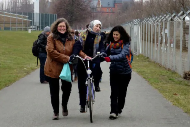 دورات لتعليم اللاجئات في ألمانيا قيادة الدراجات