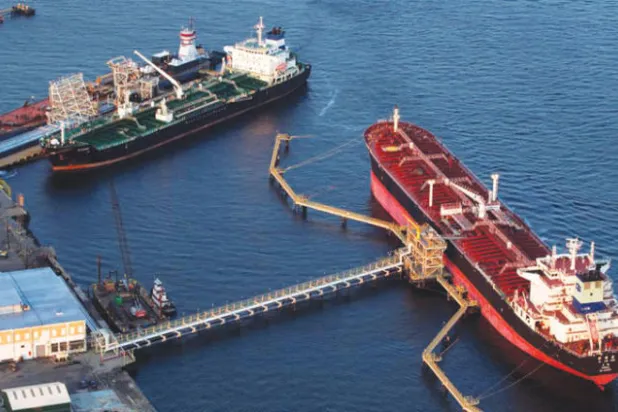 ارتفاع إنتاج النفط من خارج {أوبك} يؤثر في معادلة العرض والطلب