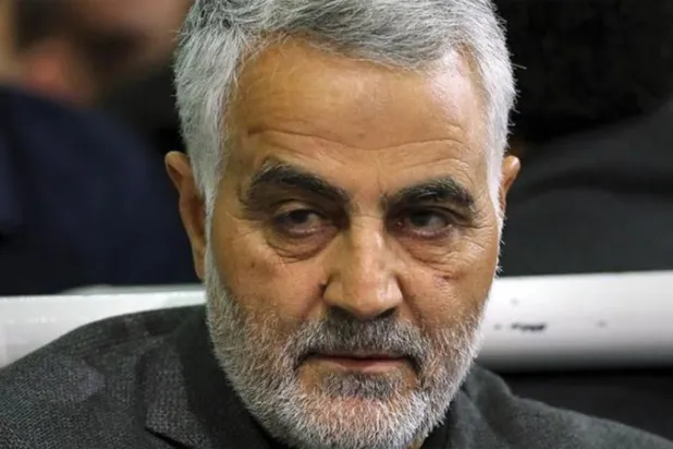 رسائل هاتفية تكشف تفاصيل {صفقة المليار دولار} القطرية في العراق