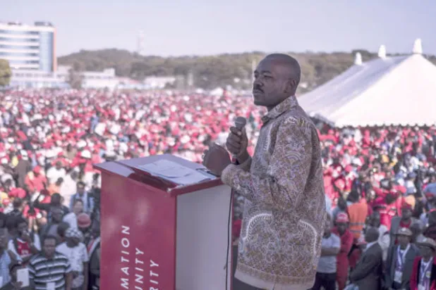 زيمبابوي تعدّ لطي صفحة موغابي نهائياً غداً