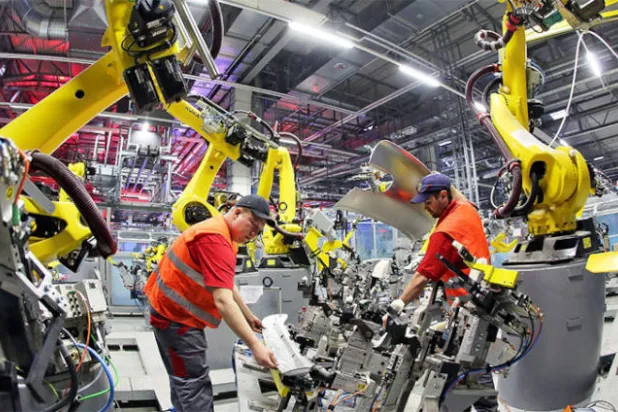 ألمانيا تتوسع في الاعتماد على «الروبوت» ولا تستغني عن البشر