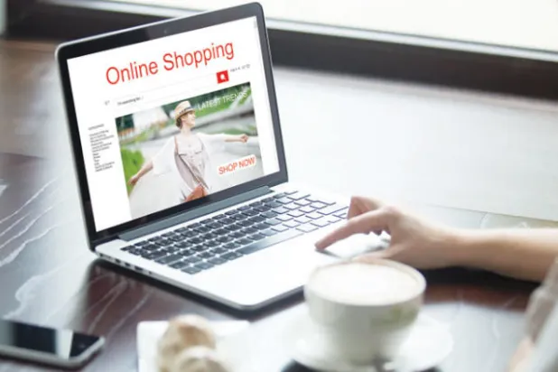 رواج البيع الإلكتروني في مصر بعد ارتفاع كلفة المحال التجارية