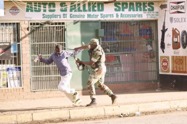 مواجهات دامية في زيمبابوي على خلفية الانتخابات