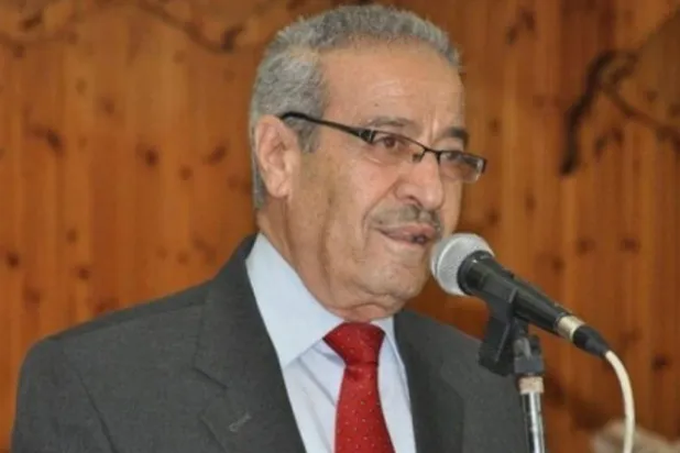 عباس يوزع المهام على اللجنة التنفيذية ويحتفظ برئاسة المنظمة والصندوق القومي