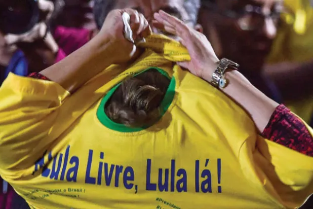 حملة الانتخابات الرئاسية البرازيلية تنطلق مع لولا من وراء القضبان
