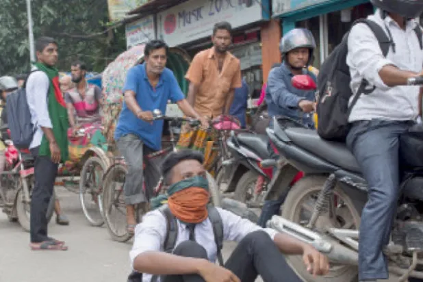 احتجاجات طلابية لليوم السابع تشل العاصمة البنغلاديشية