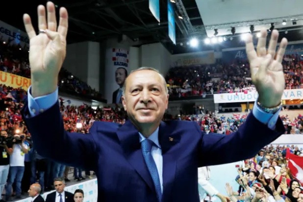 أنباء عن اتجاه تركيا لتسليم القس الأميركي لواشنطن خلال أيام