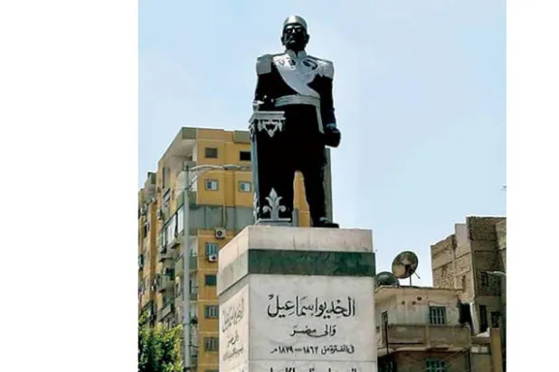 تشويه تمثال الخديو إسماعيل  يثير انتقادات في مصر