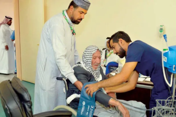 الملك سلمان يأمر باستضافة ألف حاج وحاجة من ذوي شهداء فلسطين