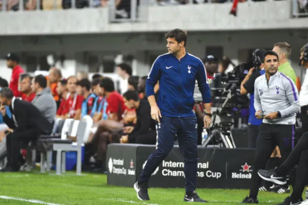 لماذا كان بوكيتينو مخطئاً عندما انتقد قصر فترة انتقالات اللاعبين؟