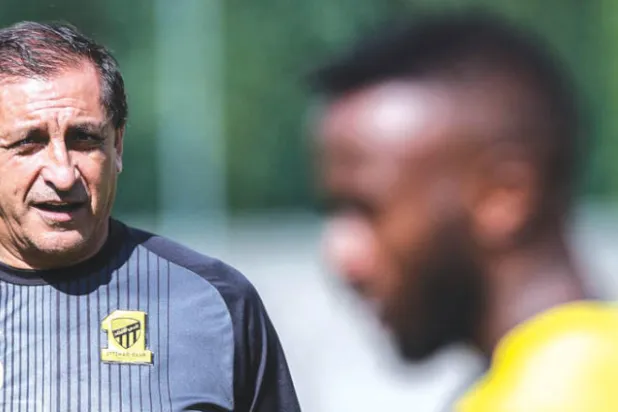 دياز يستعد لمواجهة الهلال بالقبعة الاتحادية