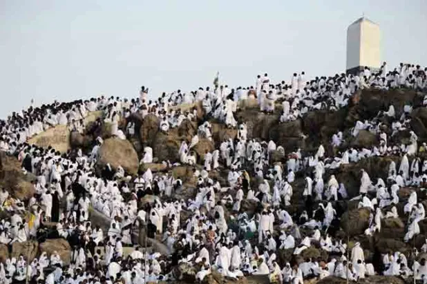 رئيس جامعة الأديان والمذاهب الإيراني: الحج للطمأنينة وليس للسياسة