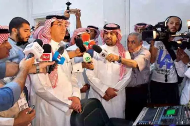 فرحة وتهليل وتكبير لضيوف خادم الحرمين لحظة وصولهم للمشاعر المقدسة