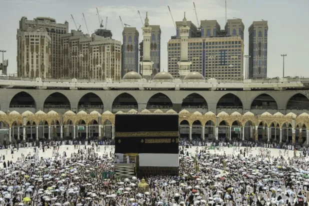 Canadian Pilgrims to Asharq Al-Awsat: Services Provided by Saudi Arabia Exceeded our Expectations