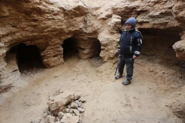 مقبرة رومانية في غزّة... أسرار دفينة تنتظر «الخروج»