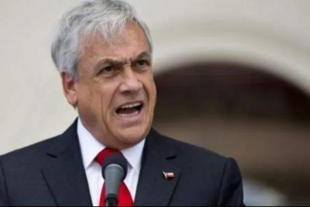 300 حالة تسمم بتشيلي بسبب سحابة سامة