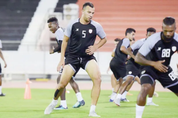 الشباب يتنفس الصعداء بعودة جمال الدين بن العمري