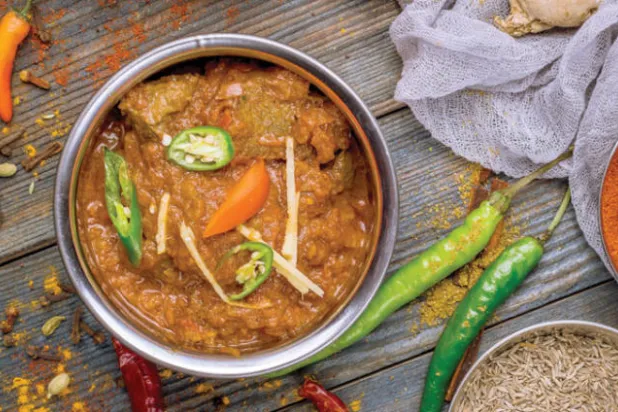 المطبخ الكشميري خلطة من نكهات باكستان وجيرانها