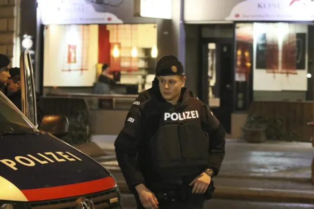 السجن المؤبد لأفغاني طعن أربعة أشخاص في فيينا