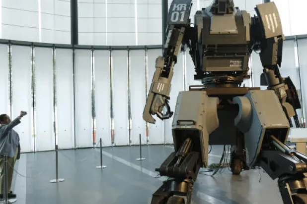 البرلمان الأوروبي يدعو إلى حظر استخدام «الروبوتات القاتلة»