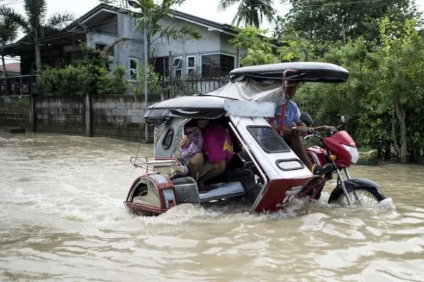 بالفيديو... عاصفة «مانكوت» التي ضربت إقليم غوانغدونغ الصيني