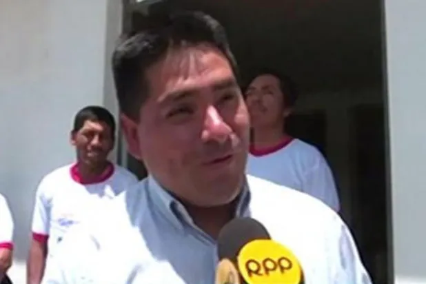 منافسة انتخابية بين هتلر ولينين في بيرو