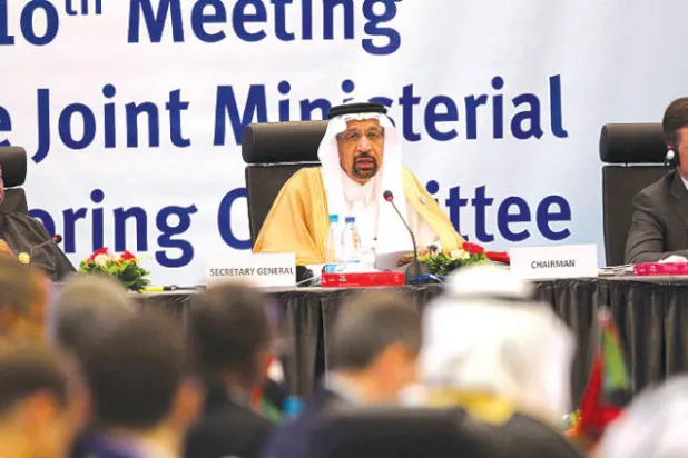 «أوبك +» تتوافق على هدف «100 % التزام» وتتجاهل مطالب ترمب بزيادة الإمدادات