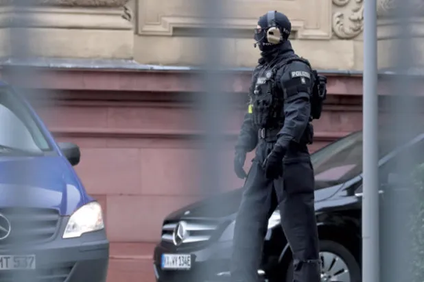 الأمن الألماني يحذّر من توسّع نشاط الإرهاب اليميني