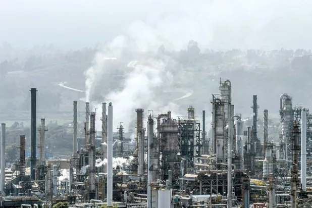 روسيا لا تستبعد وصول النفط إلى 100 دولار... والسعودية تواصل جهودها لمقابلة الطلب