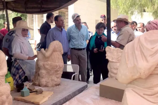 اكتشاف تماثيل أثرية رومانية في مدينة جرش الأردنية