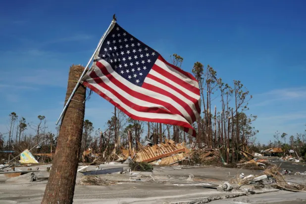 17 قتيلاً حصيلة «زيارة» الإعصار «مايكل» لولايات أميركية
